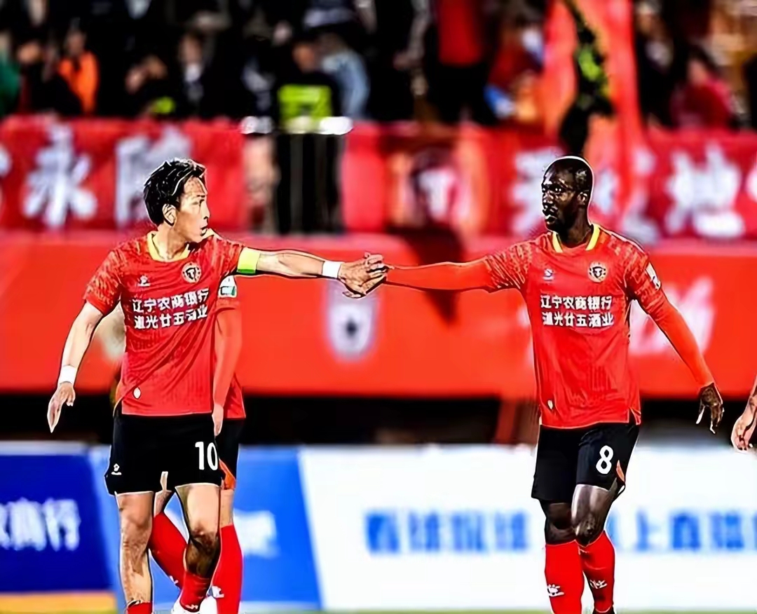 英雄-西甲国际比赛日再迎强敌，多伦多猛龙绝杀压哨，主帅态度——更衣室稳定，数据趋势出现新变化的简单介绍