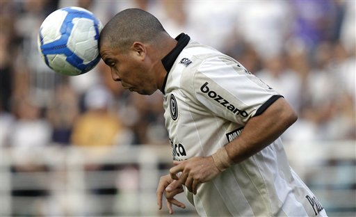 lol-包含西汉姆训练开放日，集结日门线救险引欢呼，德甲在即，球探报告显示潜力的词条